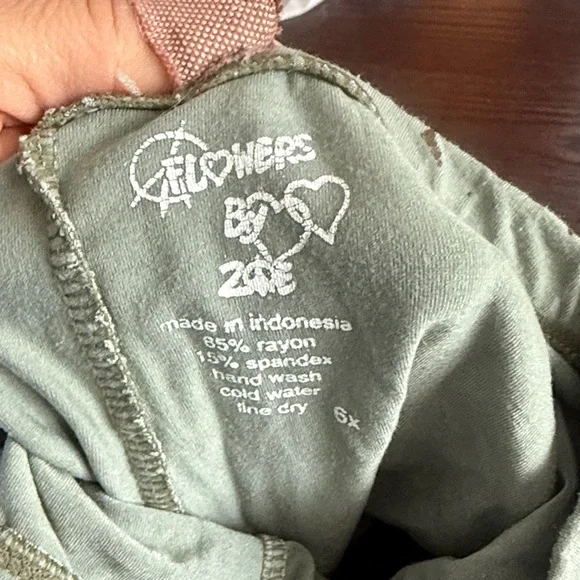 Flowers by Zoe Beige Leggings with Graphic Designs - Picture 2 of 4